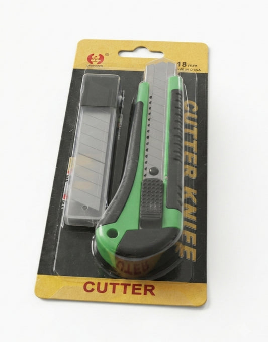 Cutter professionnel 18 mm avec boîtier de lames de rechange - Neuf sous blister