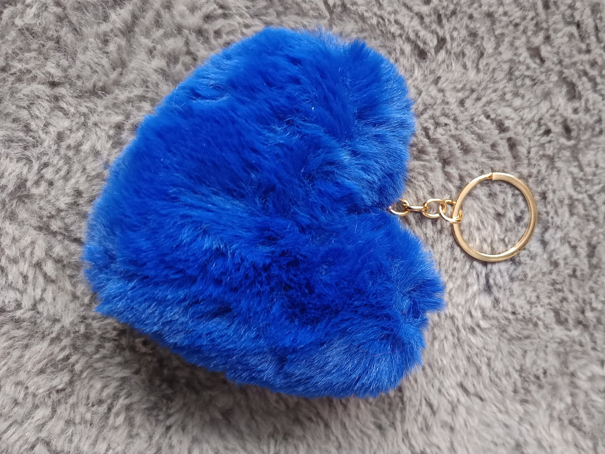 Porte-clés en fausse fourrure doux –coeur- Pompon peluche – Plusieurs couleurs